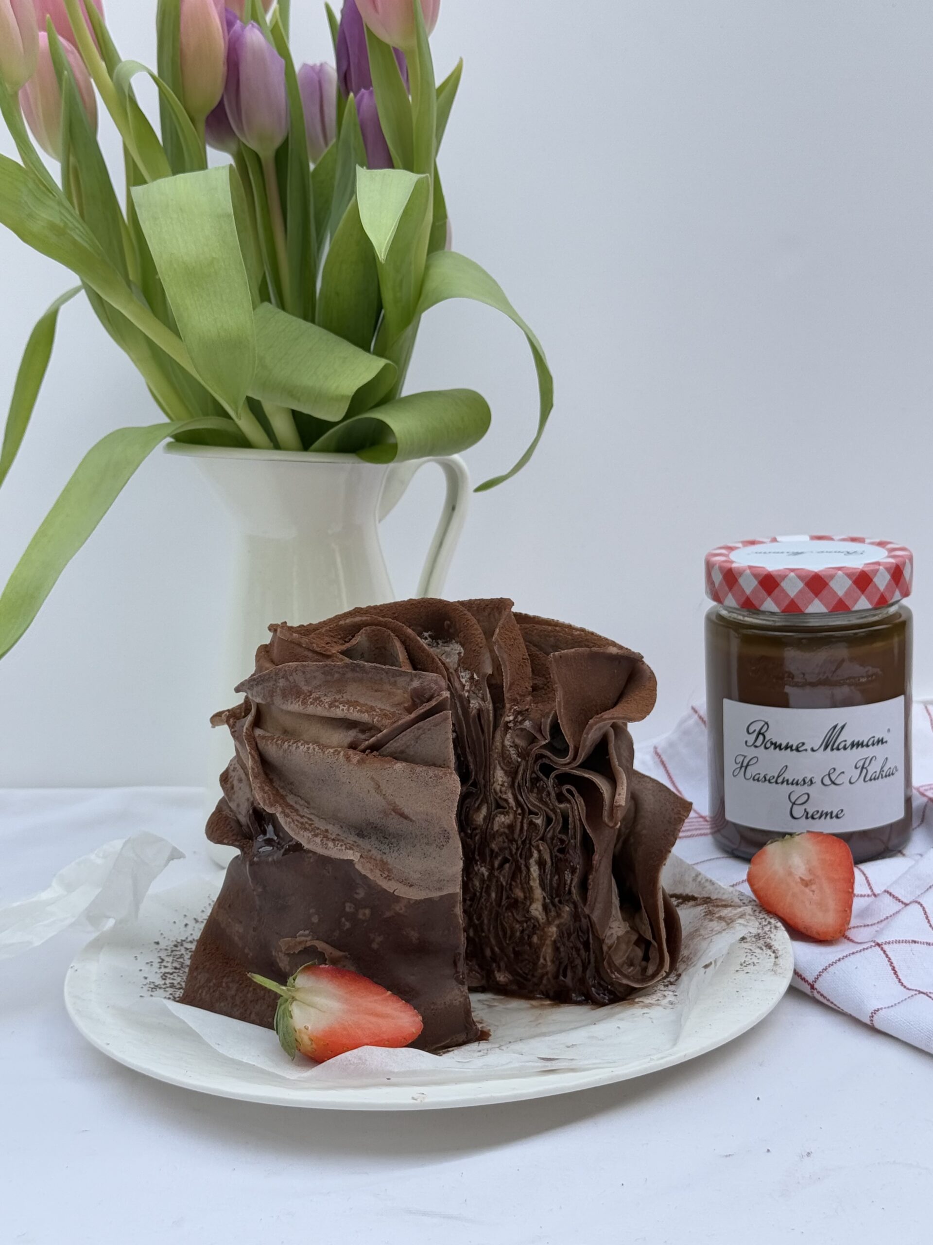 Torta v obliki vrtnice iz palačink