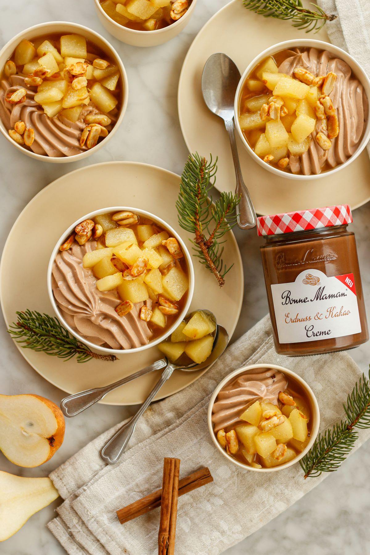 Praznična sladica v kozarcu